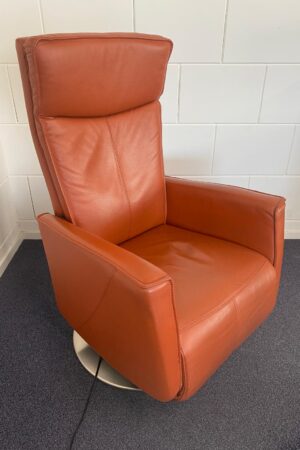 260559 - Prominent sta op relax stoel oranje